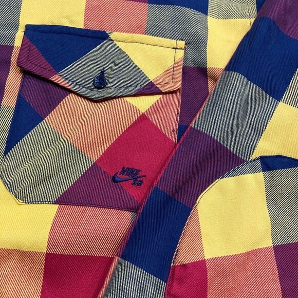 Nike Yellow and Blue Casual Button Down Shirt - Picture 4 of 8